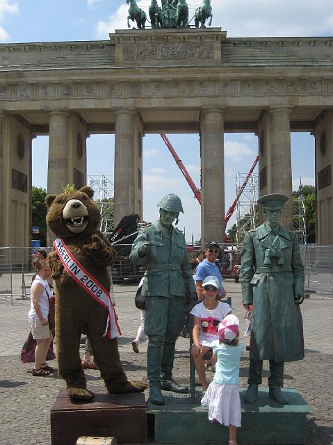 065.jpg